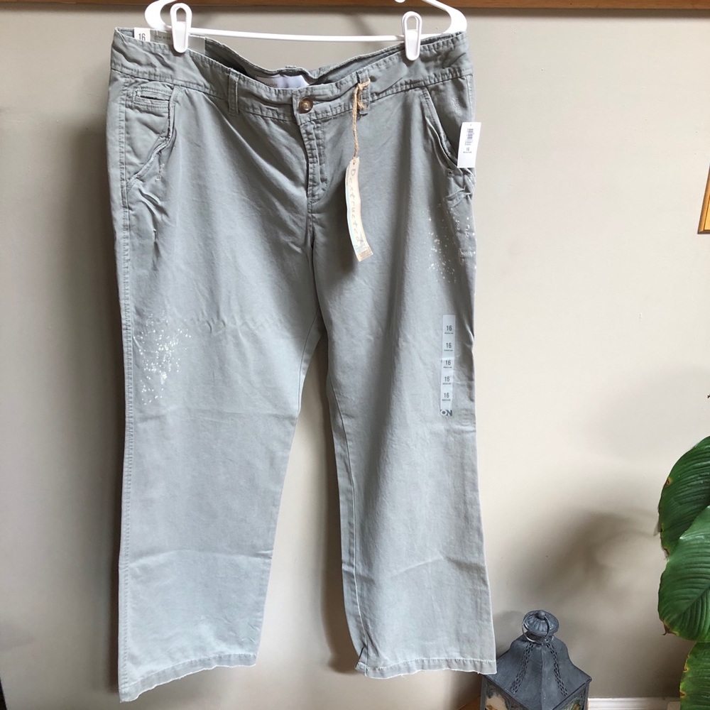 Old Navy destructed khakis Sz 16 Regular